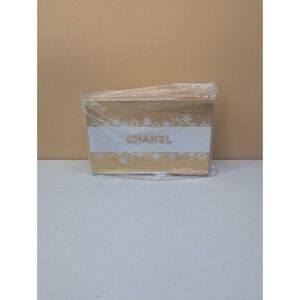 Chanel Holiday Set MAXIMUM BRILLIANCE Limited Edition Pouch Lip Gloss Trio NEW